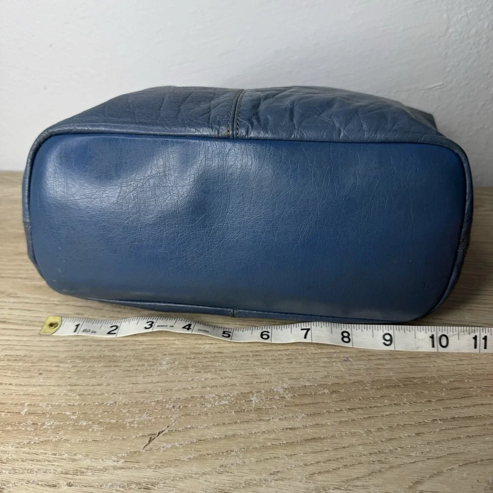 Liz Claiborne Blue Leather Bucket‎ Bag Shoulder Bag Vintage 90s Y2K Purse